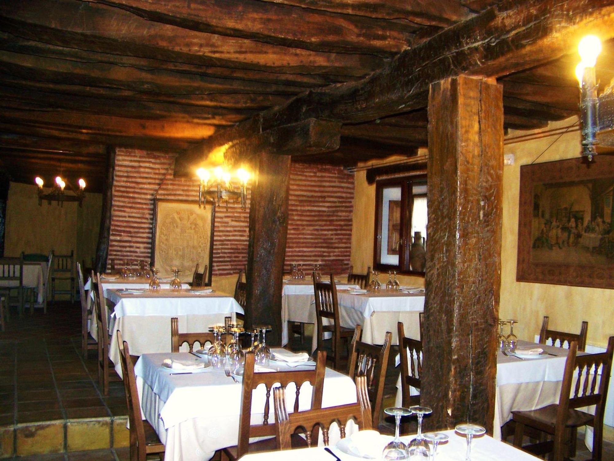 Palacio De Los Alvarado En Las Merindades El Ribero ภายนอก รูปภาพ