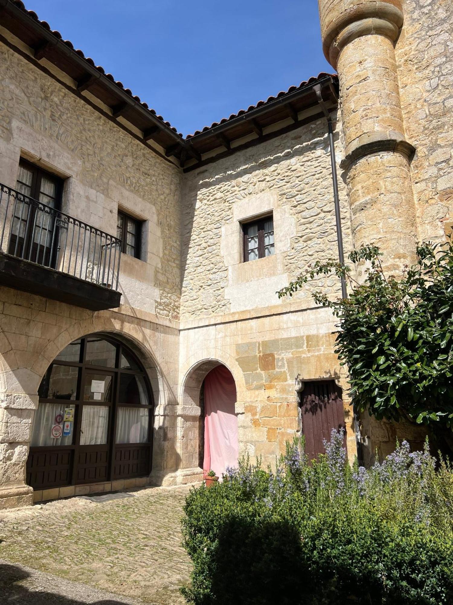 Palacio De Los Alvarado En Las Merindades El Ribero ภายนอก รูปภาพ