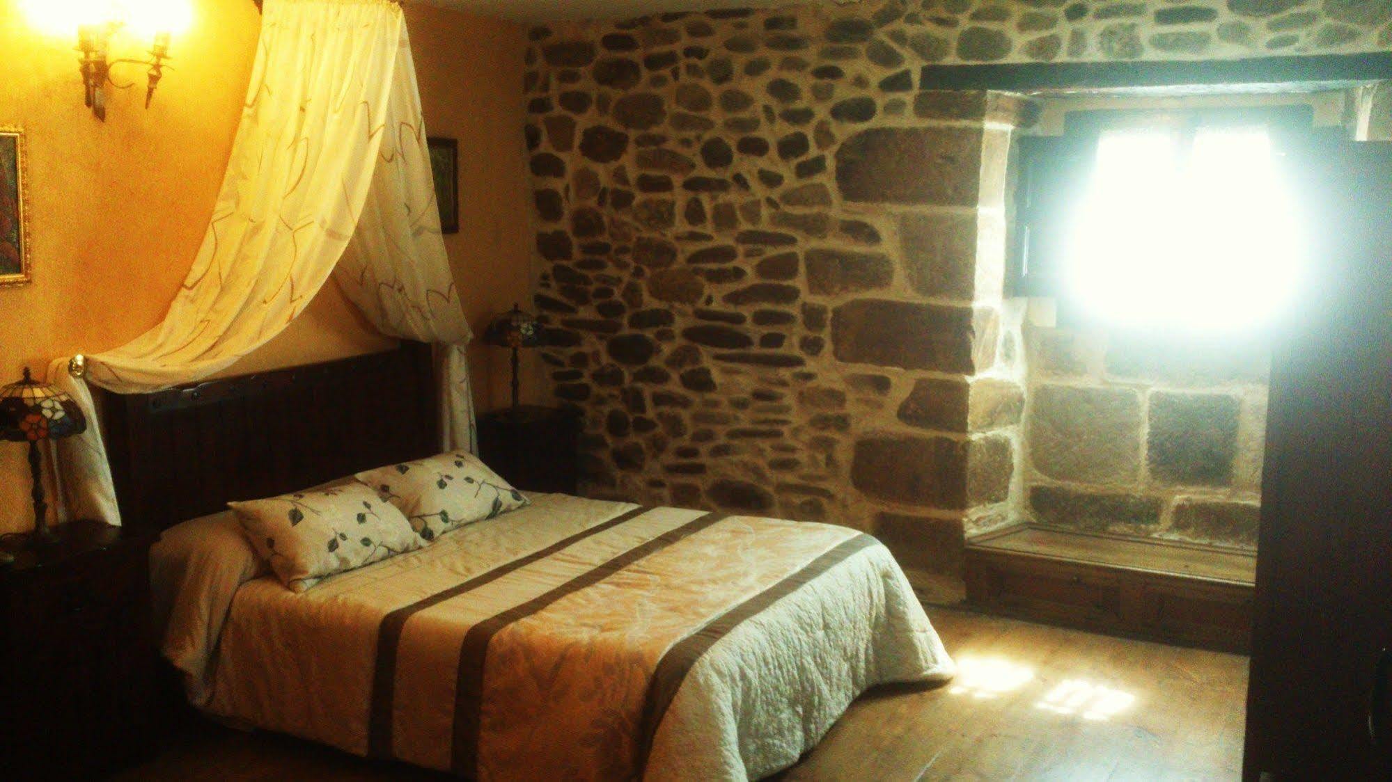 Palacio De Los Alvarado En Las Merindades El Ribero ภายนอก รูปภาพ